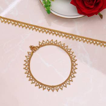 White color anklets 3