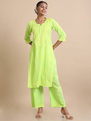 Hassu's women green 3/4th sleeves cotton dobby thread work regular fit calf length kurta set - without dupatta 5