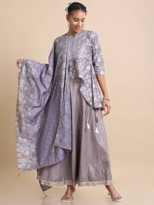 Hassu's women purple 3/4th sleeves chanderi mica print regular fit hip length kurta set - with dupatta 1