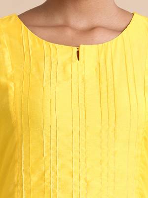 Hassu's women sunshine elbow sleeves cotton silk thread work regular fit calf length kurta set - with dupatta 4