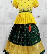 New south Indian traditional pattu pavadai Jecquard Lehenga choli for girls dress