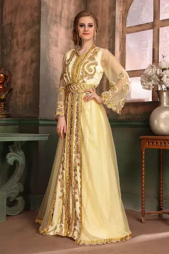 Beige moroccan style kaftan