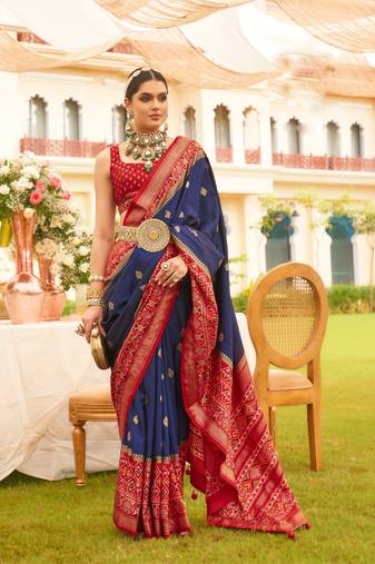 Navy Blue silk blend Blend Saree With Unstitched Blouse Piece