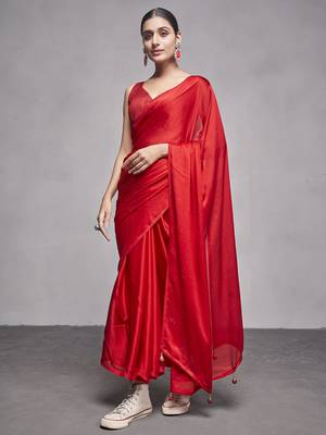 Red Girlish Partywear Rangoli Solid Deisgner Saree 1