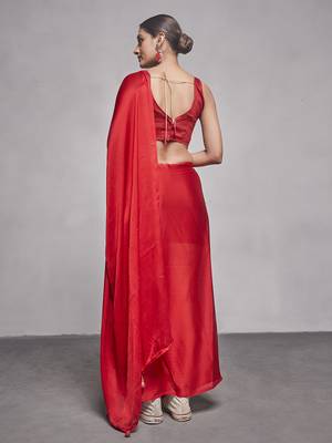 Red Girlish Partywear Rangoli Solid Deisgner Saree 2