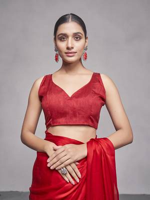Red Girlish Partywear Rangoli Solid Deisgner Saree 3