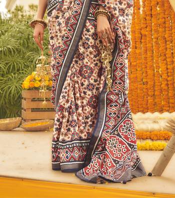 Navy Blue silk blend Blend Saree With Unstitched Blouse Piece 4