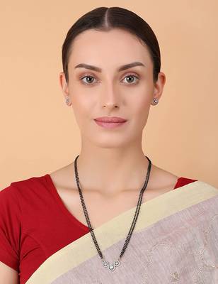 Gold american diamond short mangalsutra 2