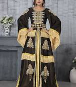 Islamic party wear israeli kaftan
