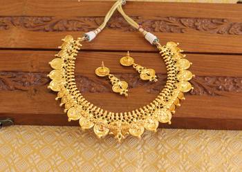 Gold platted temple necklace set 3