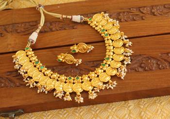 Gold platted temple pearl necklace set 3
