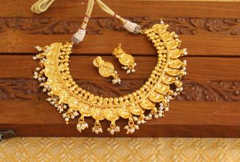 Gold platted temple pearl necklace set 3