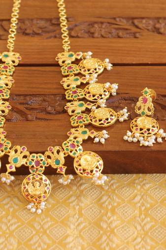 Gold platted temple pearl necklace set