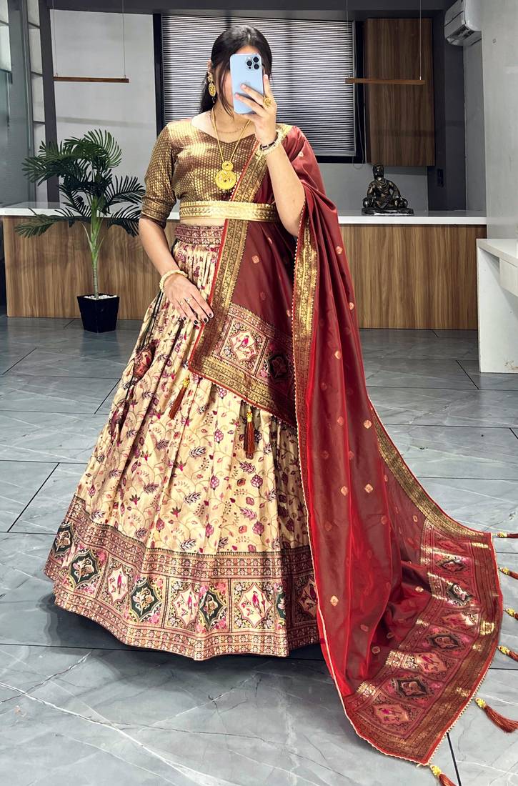 EILARA WOMEN'S CREAM KANJIVARAN SILK WEAVING WITH PRINTED WORK CLASSICAL LEHENGA CHOLI 