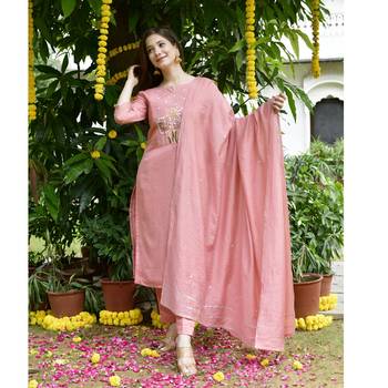 Pink embroidery chanderi kurta set 1