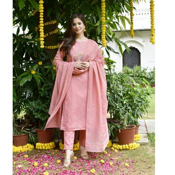 Pink embroidery chanderi kurta set 4