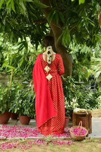 Red gown wth duppata