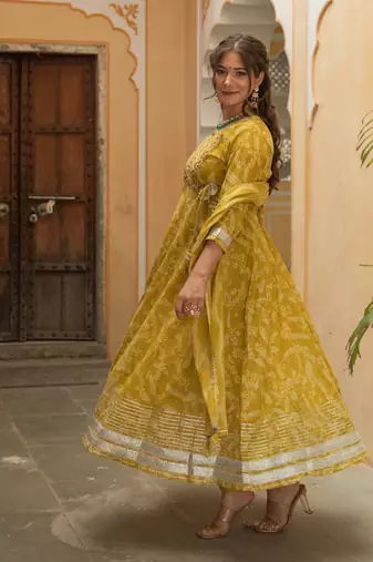 Lemon green bandhej print suit set