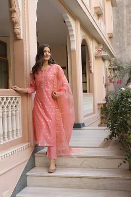 Pink chanderi kurta set with chanderi duppata 1