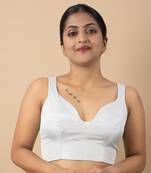 WHITE PLAIN SILK SILK SWEET HEART NECK BLOUSE