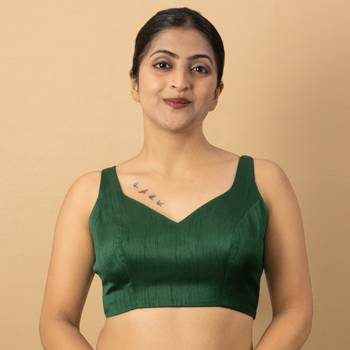 GREEN PLAIN SILK SILK SWEET HEART NECK BLOUSE 1