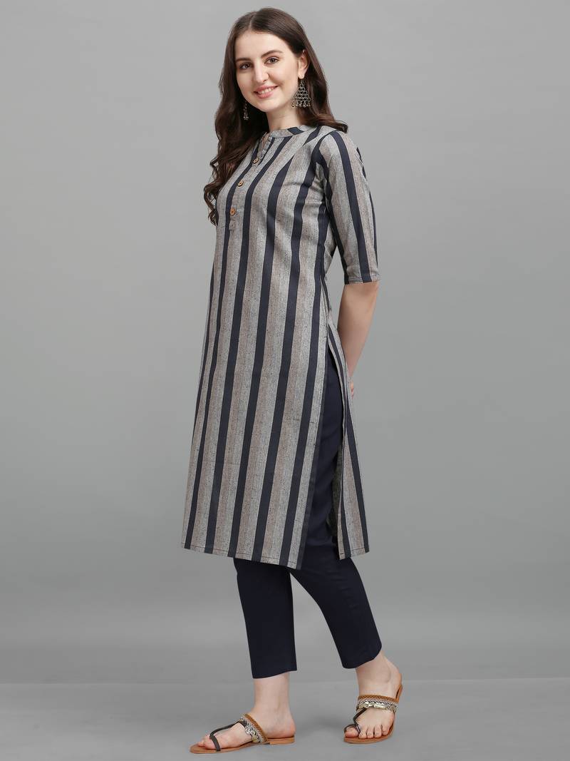 Cayorii Women's black Cotton Blend Kurti