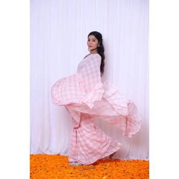 Pink checks mul cotton saree with denim blouse 2