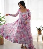 Soft Organza Silk Fabric Fully Flair Kali Pattern With Canvas Patta Attached Padded And Zipper Gown, Dupatta And Pent