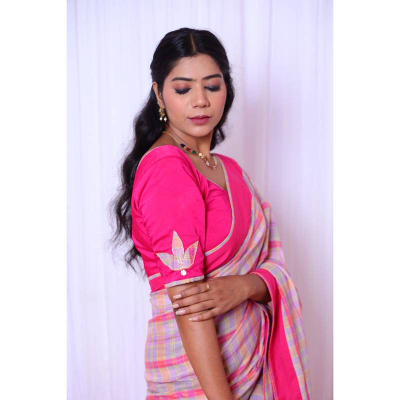 Multi checks mul cotton saree with embroidered blouse