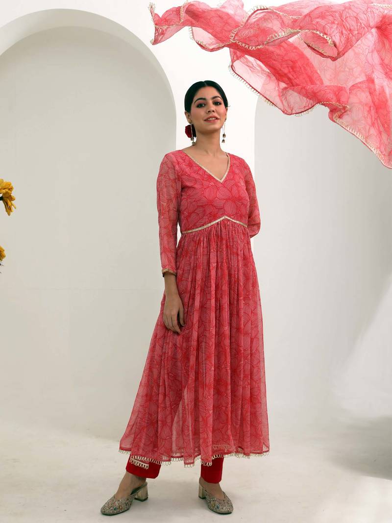 Red chiffon anarklai suit