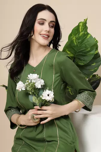 Women green  color embroidery staright kurta