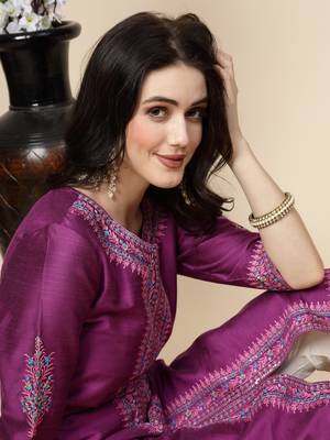 Women purple color embroidery a-line kurta 4
