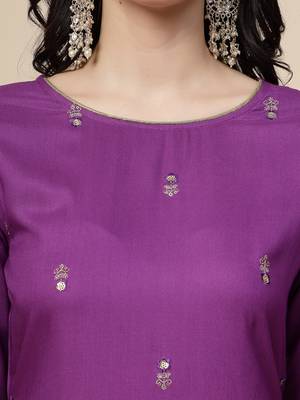 Women purple color embroidery staright kurta 5