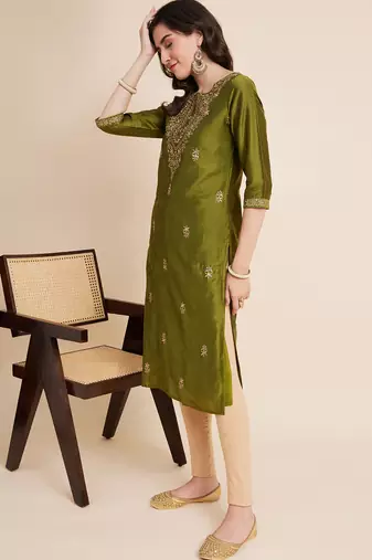 Women green color embroidery staright kurta