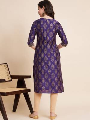 Women blue color embroidery staright kurta 3