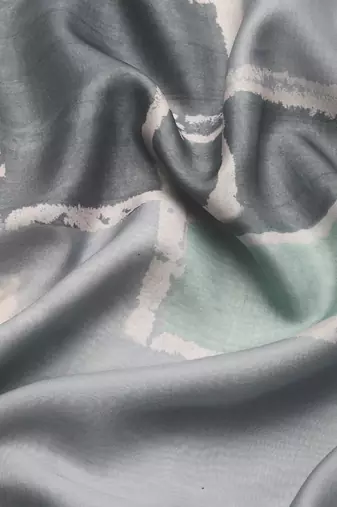 Silk Land Multicolor Abstract Soft Silk Blend Saree With Unstitched Blouse Piece