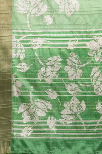 Silk Land Green Digital Print Soft Silk Blend Saree With Unstitched Blouse Piece