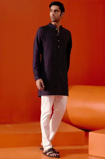 Navy Blue Set Ethnic Kurta designed with Thread work for festive & Occassional wear 