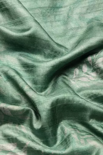 Silk Land Green Digital Print Soft Silk Blend Saree With Unstitched Blouse Piece