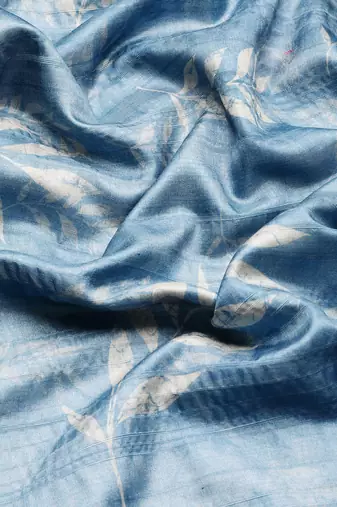 Silk Land Blue Digital Print Soft Silk Blend Saree With Unstitched Blouse Piece