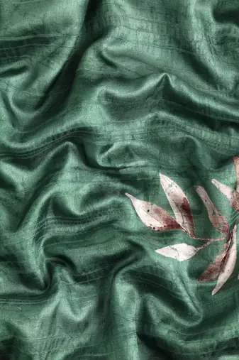 Silk Land Green Digital Print Soft Silk Blend Saree With Unstitched Blouse Piece