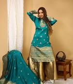 Green colour girlish dress for stylish partywear looks