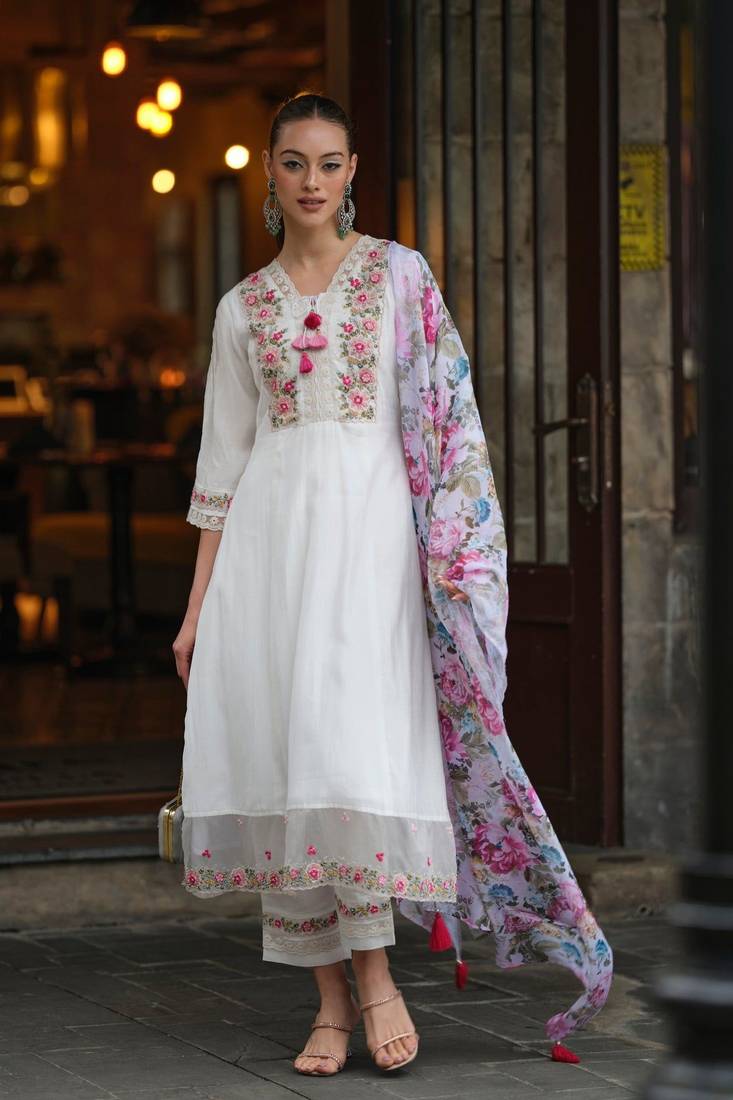 sachin and babi light blue dress Scalloped Buttercup Dress in Eyelet Cotton Poplin – Rosie Assoulin