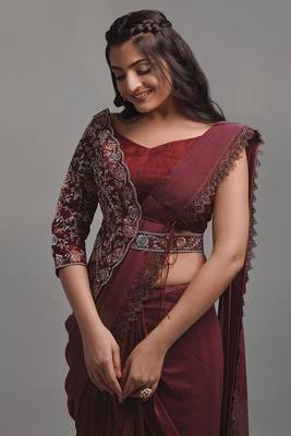 designer wedding wear maroon partywear girlish trendy saree 3