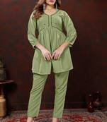 Pista colour smart hand embroidered trendy co-ord set