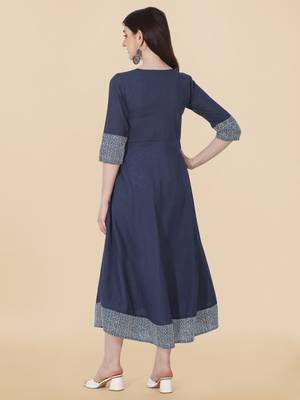Navy blue cotton solid round neck 3/4 sleeve anarkali pattern kurta for women 3