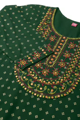 Green rayon jaipuri foil print mirror embroidery round neck 3/4 sleeve calf length straight fit kurta for women