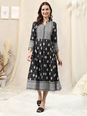 Black white rayon jaipuri print foil print mirror work mandarin collar tassel kurta for women 1