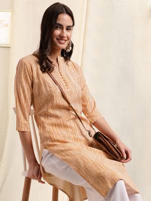 Cream orange rayon abstract lines printed pintuck buttons kurta for women 5