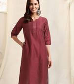 Maroon art silk mirror embroidery pintuck pattern kurta for women